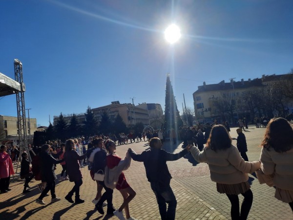 Емоции от днешната открита сцена 