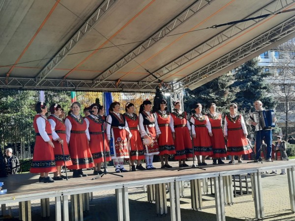 Емоции от днешната открита сцена 