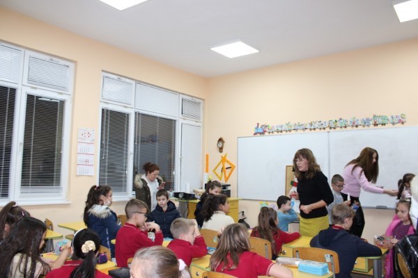 Бъдещи първокласници гостуваха в ОУ „Мати Болгария“