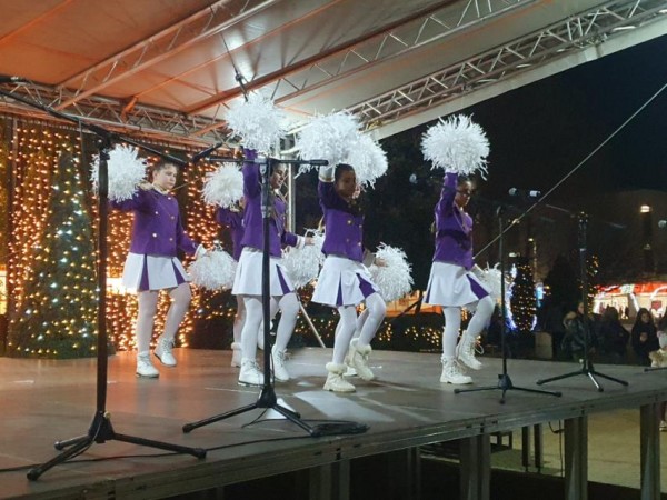 Коледен концерт на казанлъшките ученици