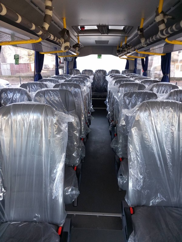 Община Казанлък се сдоби с още един чисто нов училищен автобус