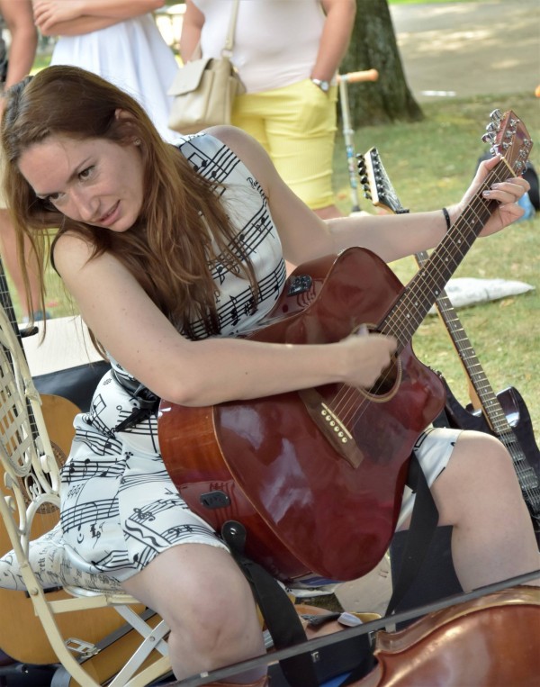 Коледно-новогодишни “Концерти за малчугани и великани“ в град Казанлък