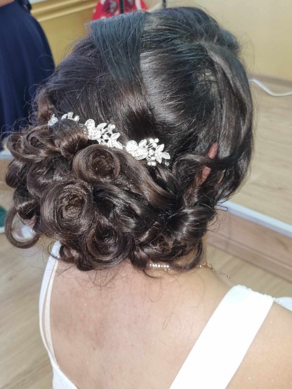 В ПГ „Акад. П.Стайнов“ засияха с новогодишна визия