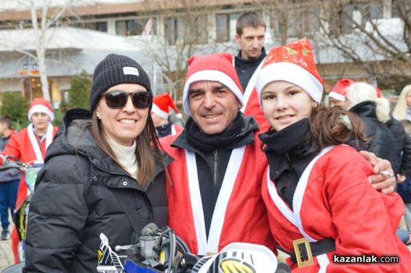 1000 деца зарадва тазгодишното издание на инициативата „Мото Коледа“