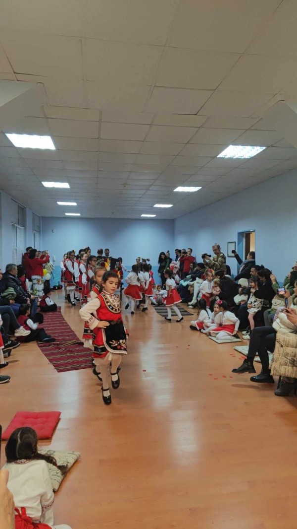 Четири “Концерти за малчугани и великани“ се проведоха преди Коледа в Казанлък