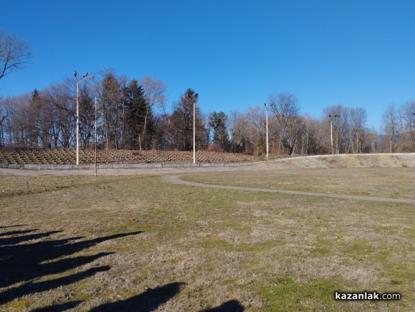 Бойко Борисов: “След година и половина Казанлък ще може да ползва новата си спортна зала.“