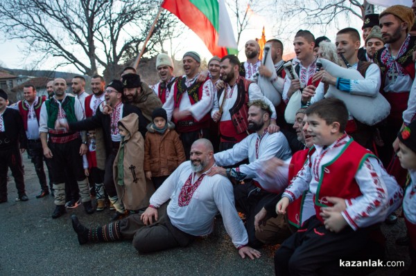 39-годишният Десислав Йосифов спаси Богоявленския кръст в Шипка