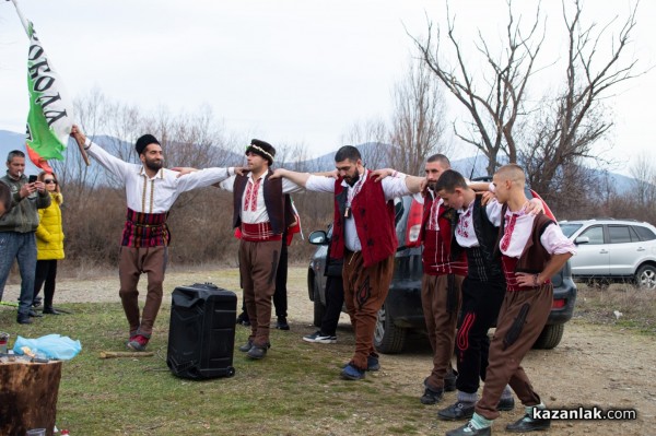 Живко Павлов спаси Богоявленския кръст в с. Розово 