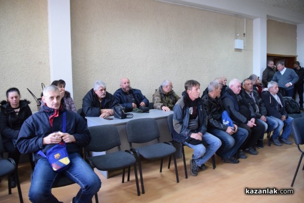 Общински съвет – Казанлък на извънредно заседание днес