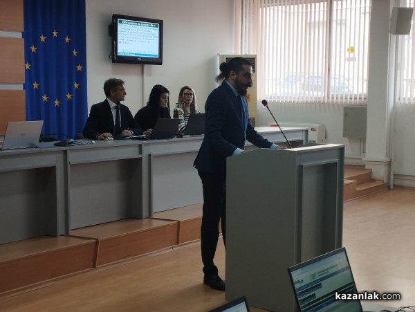 Общински съвет – Казанлък на извънредно заседание днес