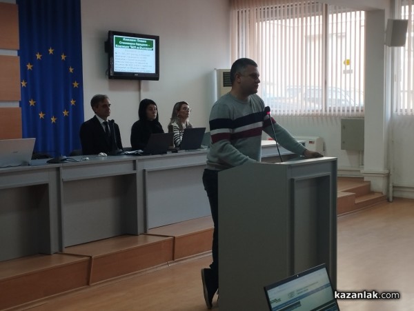 Общински съвет – Казанлък на извънредно заседание днес