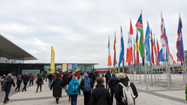 Министерство на туризма представи България на две международни туристически изложения