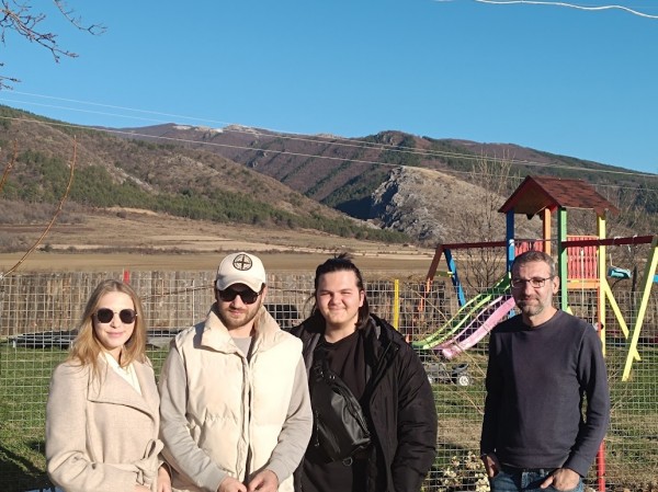 Петима нови доброволци от Грузия ще пристигнат в Казанлък до април