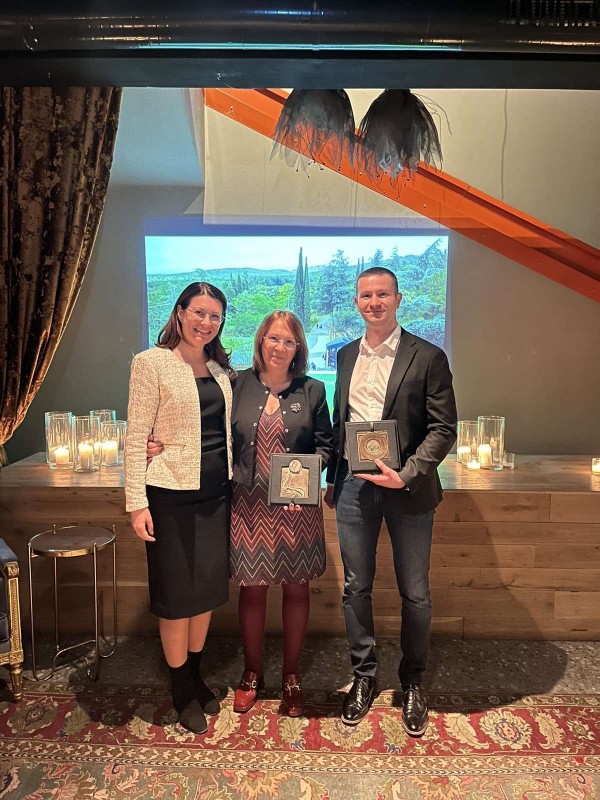 Признание за “Светът на траките”