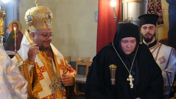 На Сретение Господне митрополит Киприан служи в казанлъшкия манастир “Въведение Богородично”