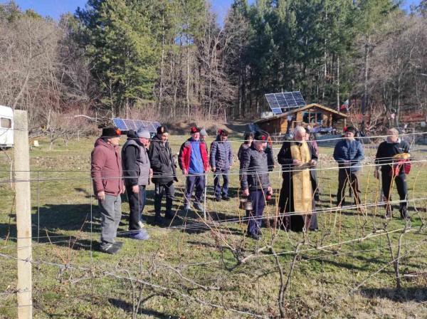 Населените места в казанлъшко спазиха традицията и отбелязаха подобаващо празника “Трифон Зарезан“