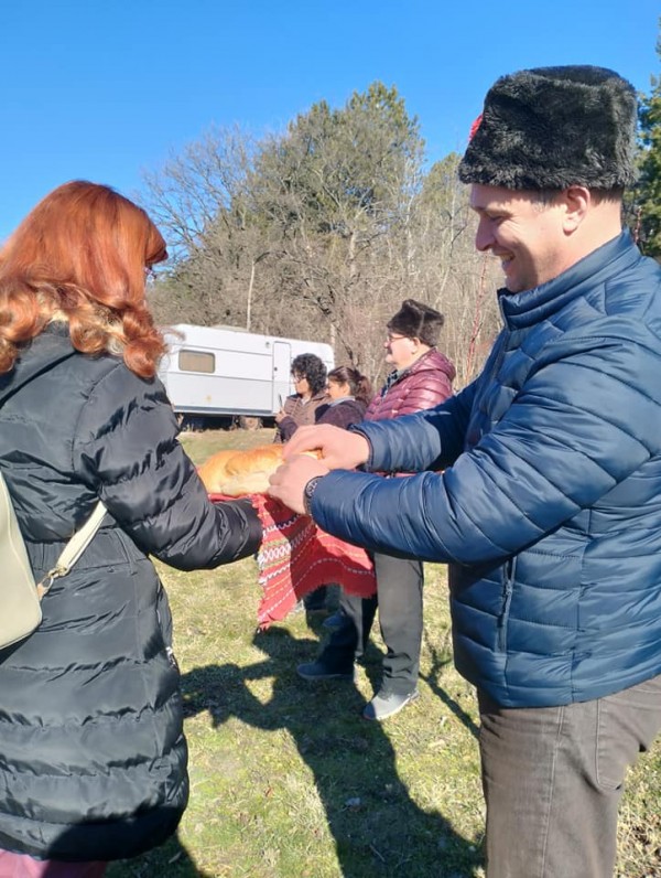 Населените места в казанлъшко спазиха традицията и отбелязаха подобаващо празника “Трифон Зарезан“