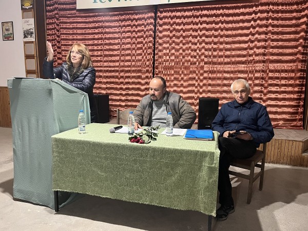 Кметът на община Казанлък започна срещите си с гражданите преди да внесе програмата за управление за мандат 23/27 година в Общински съвет