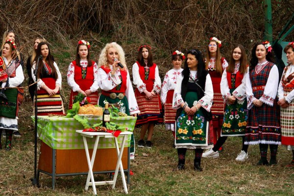 По стар обичай, Шипка отбеляза Трифон Зарезан