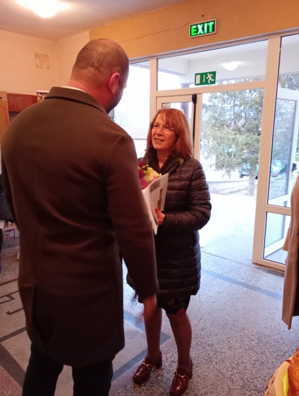 Сътрудничество и диалог. Кметът Галина Стоянова ще работи заедно с хората