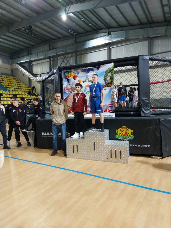 Бойците на “Аргус ММА“ с пет шампиона от републиканско първенство