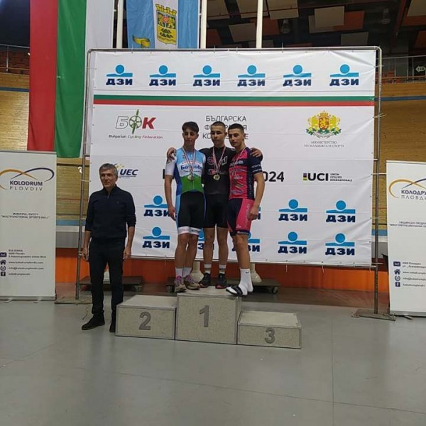 КК“Лястовица“ с две първи места и две трети при старта на сезона в Пловдив