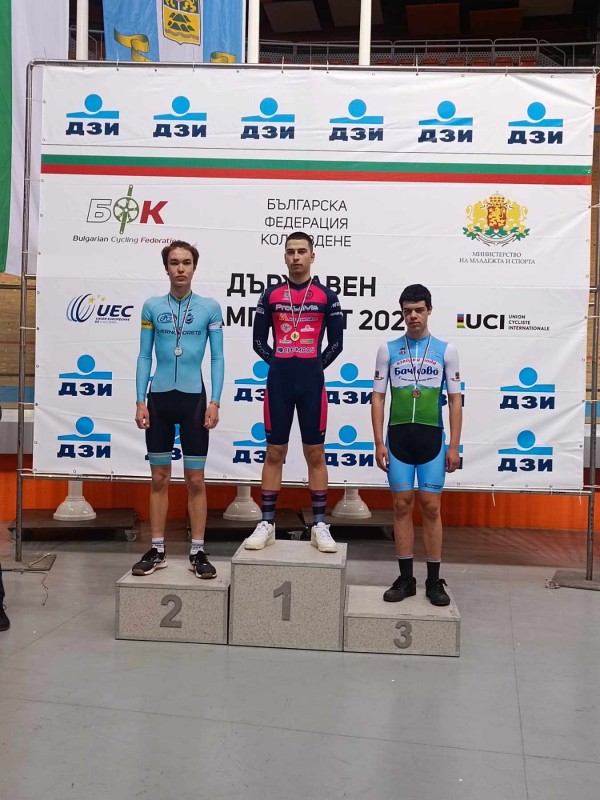 КК“Лястовица“ с две първи места и две трети при старта на сезона в Пловдив