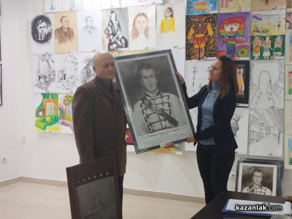 Недялко Пъков представи новата си книга за казанлъшкия революционер Стефан Почеков 