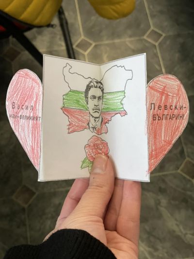 Музикално-поетична композиция посветена на Апостола представиха децата от ДГ “ Здравец”