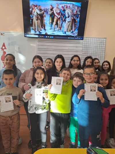 С редица инициативи учениците от ОУ “Георги Кирков“ отдадоха почит към Апостола на свободата