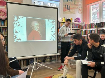 Продължават вълнуващите срещи на учениците от 9а клас при ПГЛПТ в ОБ „Искра“