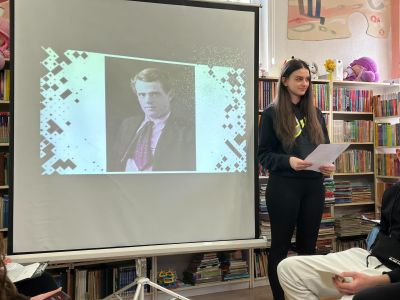 Продължават вълнуващите срещи на учениците от 9а клас при ПГЛПТ в ОБ „Искра“