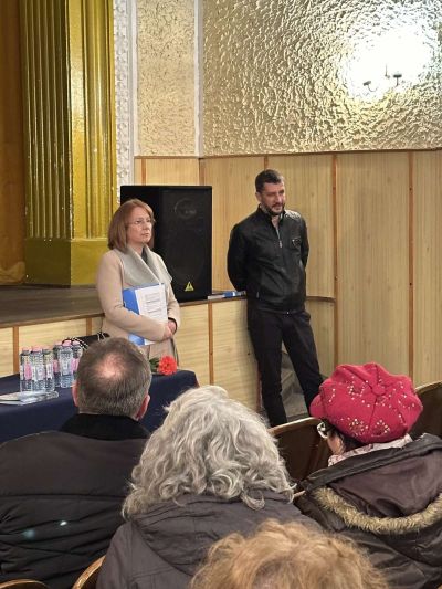 “Съвместна работа с хората е от съществено значение за изграждане на устойчиви и успешни села ”, заяви Галина Стоянова на среща в Овощник 