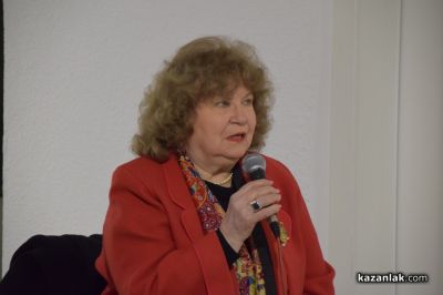 Единственият своеобразен дневник на акад. Дечко Узунов стана част от фонда на Художествена галерия - Казанлък