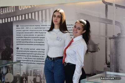 ПГЛПТ представи добри практики пред учители и експерти от четири области