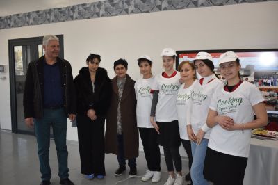 ПГЛПТ представи добри практики пред учители и експерти от четири области