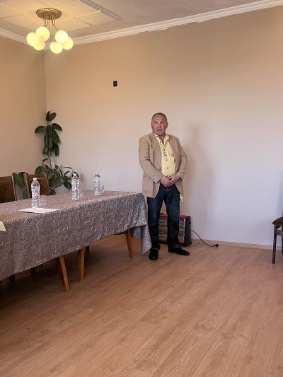 В открит диалог с кмета на община Казанлък, жителите на село Дунавци споделиха желанията и проблемите си