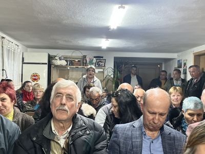 Село Енина дискутира програмата за управление на кмета на община Казанлък
