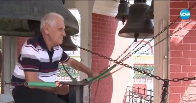 22-годишната Николина е първата жена звънар на Шипченския манастир