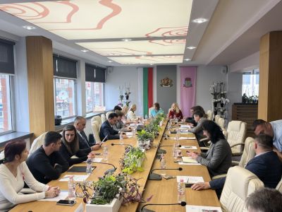 Министърът на туризма участва в заседанието на ОТУР “Долината на Розите“