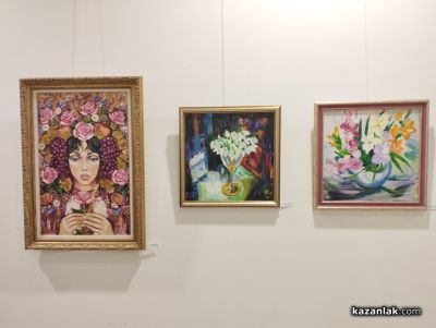 Осмомартенска изложба на жените-творци от Казанлък бе представена в зала “Иван Милев“ 