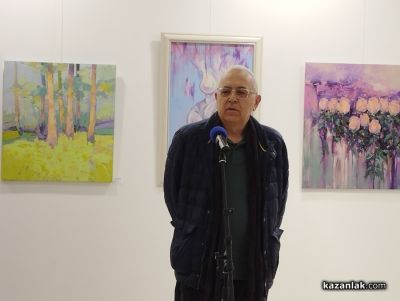 Осмомартенска изложба на жените-творци от Казанлък бе представена в зала “Иван Милев“ 