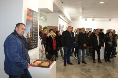 Изложба, посветена на 120-годишнината от освещаването на храм-паметника „Рождество Христово“ край град Шипка бе открита във Велико Търново