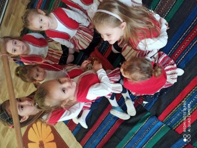 Сирни заговезни през погледа на децата от ДГ“Юрий Гагарин“ с.Розово 