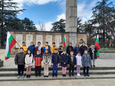 Кирковци с награди от Националния конкурс „Урок по история - Покажи ми България“