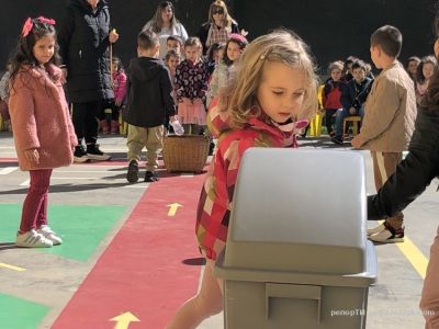 С редица инициативи ДГ №9 „Слънчице“ отбеляза Световния ден на рециклирането