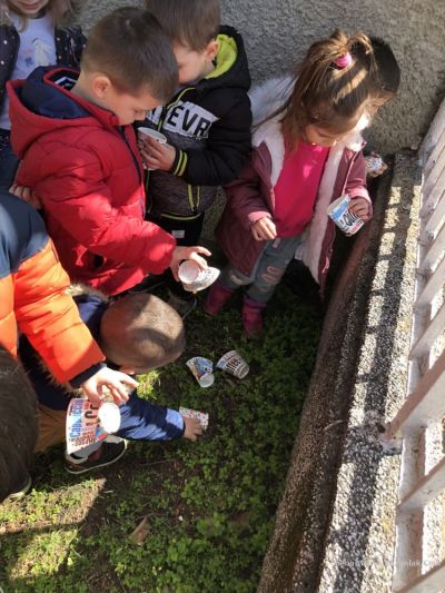 С редица инициативи ДГ №9 „Слънчице“ отбеляза Световния ден на рециклирането