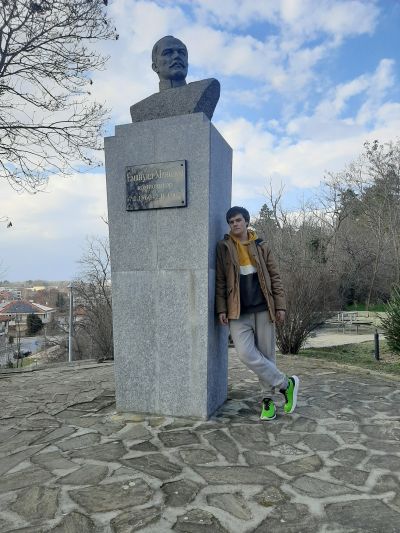 Девет ученици от ПГЛПТ с награда от Националния конкурс „Урок по история – Покажи ми България“