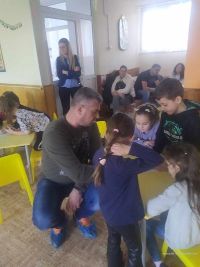 Чрез игри, децата от ДГ “Слънчице“ се учиха на финансова грамотност