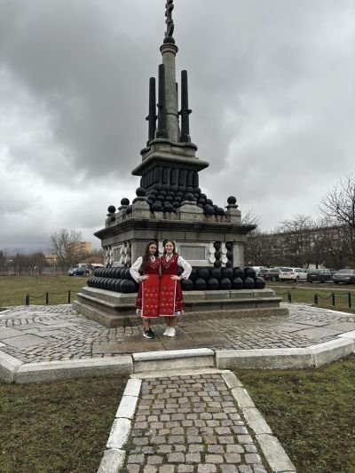 Девет ученици от ПГЛПТ с награда от Националния конкурс „Урок по история – Покажи ми България“